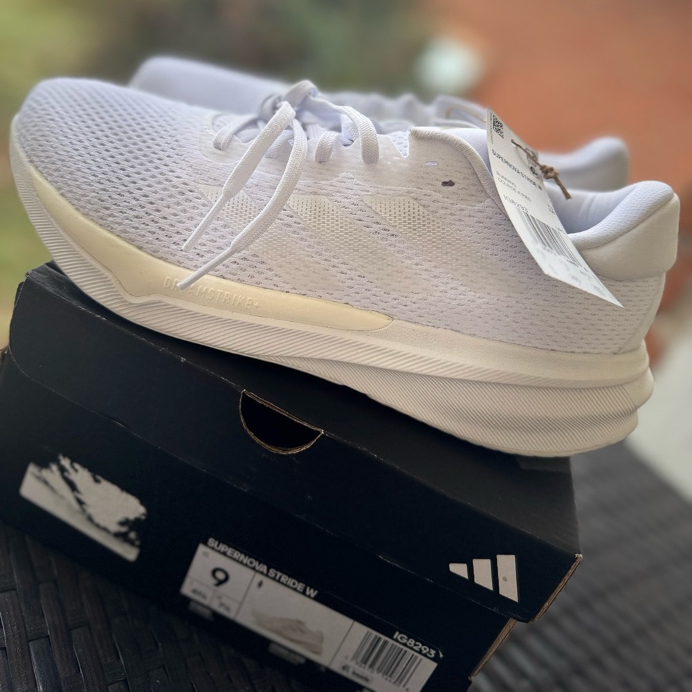 Adidas supernova stride